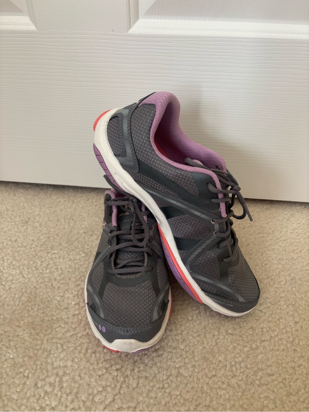 Ryka Women’s Gray Athletic Sneakers with Purple Lining and Pink Accents Size 8